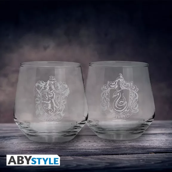 Harry Potter - Griffendél és Mardekár címeres 2 darabos pohár szett (300 ml) Harry Potter - Griffendél és Mardekár címeres 2 darabos pohár szett (300 ml)