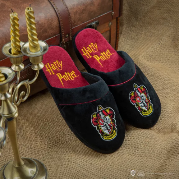 Griffendél Papucs - Harry Potter Plüssös Otthoni Mamusz M/L Griffendél Papucs - Harry Potter Plüssös Otthoni Mamusz M/L